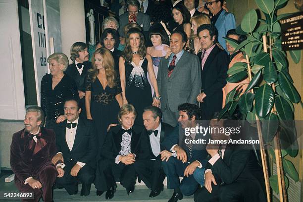 Cast of the French television show Systeme Deux at the Maison de la Radio in Paris. : Pierre Billon, Jean-Marc Thibault, Claude Francois, show host...