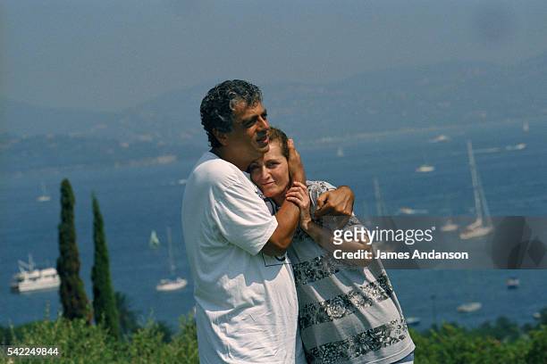 Jewish-French singer and songwriter Enrico Macias and his wife Suzy on holiday in Saint-Tropez.
