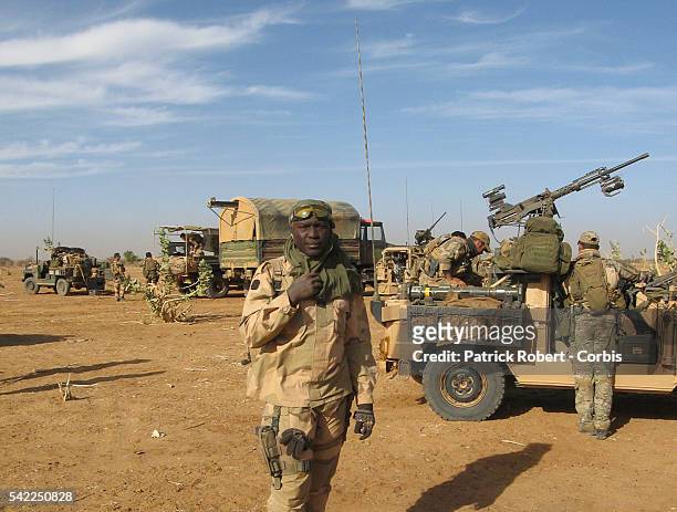 Joint patrol of the Chadian army and the liaison unit of the French Special Forces after the raid of February 22.