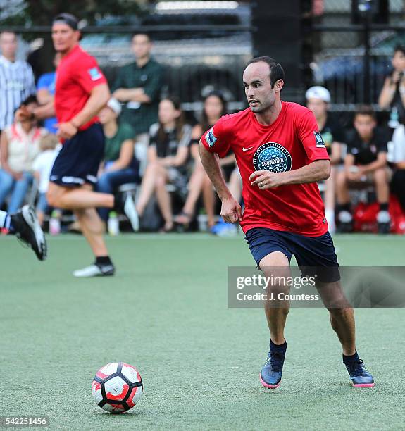 Former professional soccer player Landon Donovan plays during the 2016 Steve Nash Foundation Showdown at Sara D. Roosevelt Park on June 22, 2016 in...