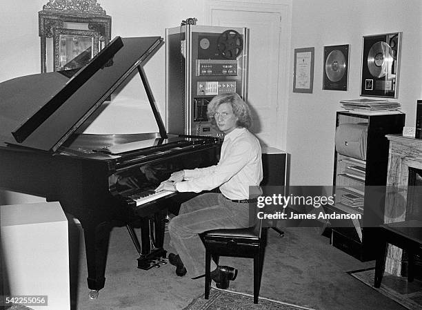 12 Nicolas Skorsky Stock Photos, HighRes Pictures, and Images Getty