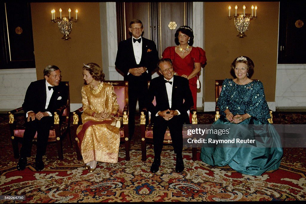 KING BAUDOUIN AND THE QUEEN VISITING THE NETHERLAND