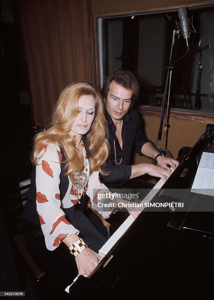 Dalida in Recording Studio