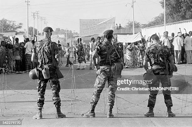 French troops are deployed in the streets of Djibouti during pro-independent demonstrations. 6000 Afar and Issa demonstrators demanded the withdrawal...