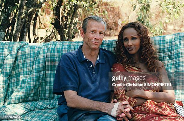 American photographer Peter Beard with Somalian-born American supermodel Iman, wife of British pop star David Bowie.