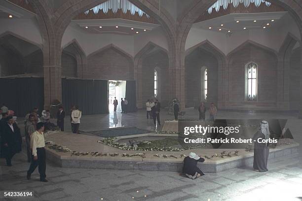 TRIBUTE TO HAFEZ EL ASSAD IN HIS MAUSOLEUM