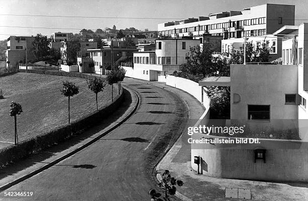 Weissenhofsiedlung:erbaut von L. Mies van der Rohe undanderen Architekten - 1927