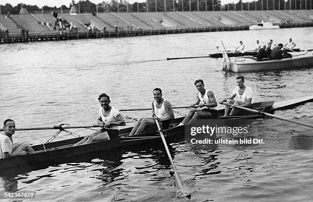 78 Rudern Mit Steuermann Stock Photos, HighRes Pictures, and Images