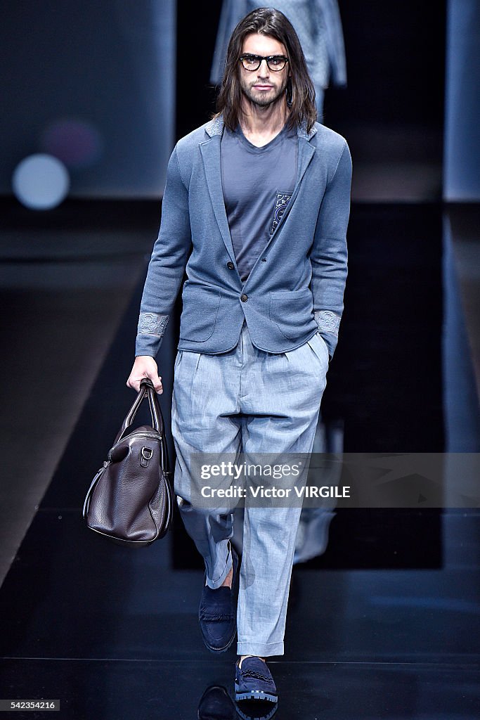 Giorgio Armani - Runway - Milan Men's Fashion Week SS17