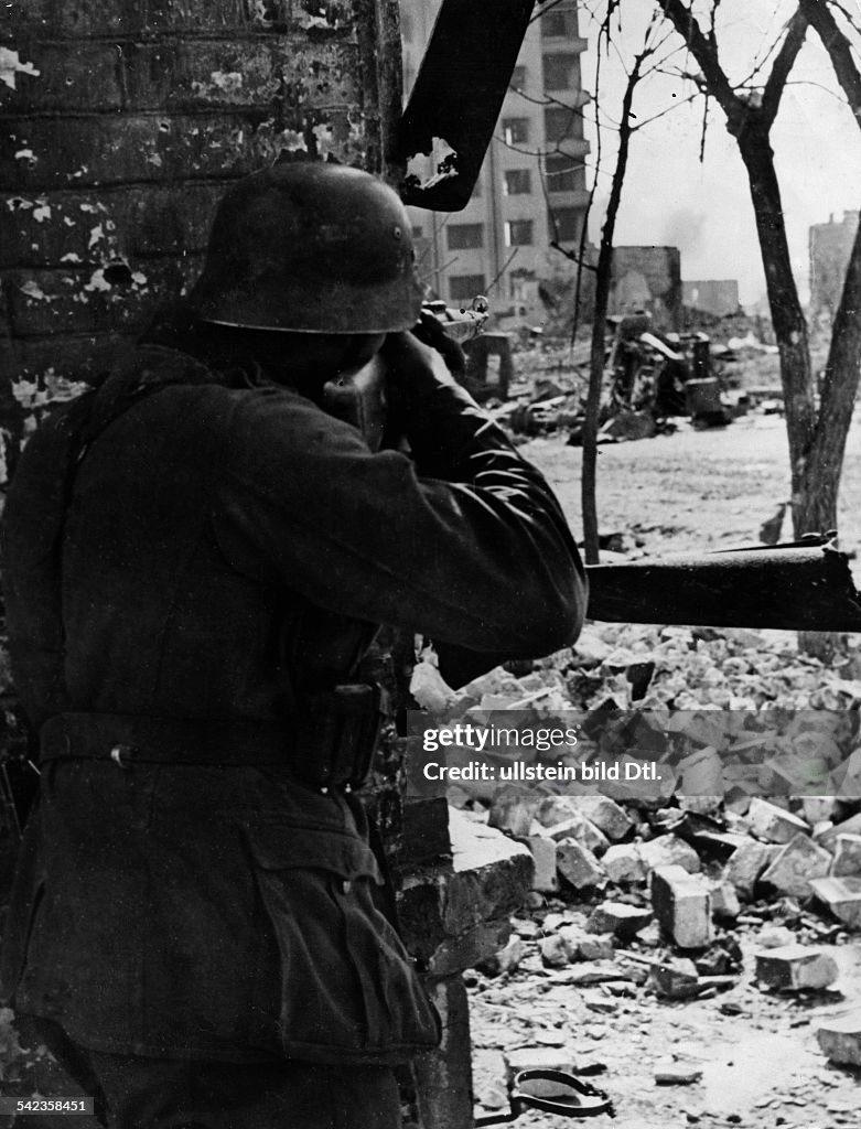 II. Weltkrieg-Stalingrad: Deutscher Soldat Oktober 1942