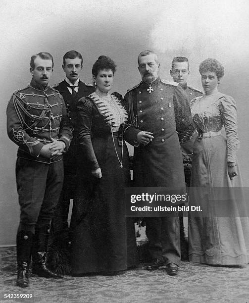 Marie Alexandrine of Mecklenburg-Schwerin, Maria Pavlovna Romanova, and her husband Grand Duke Vladimir Alexandrovich of Russia with their children:...