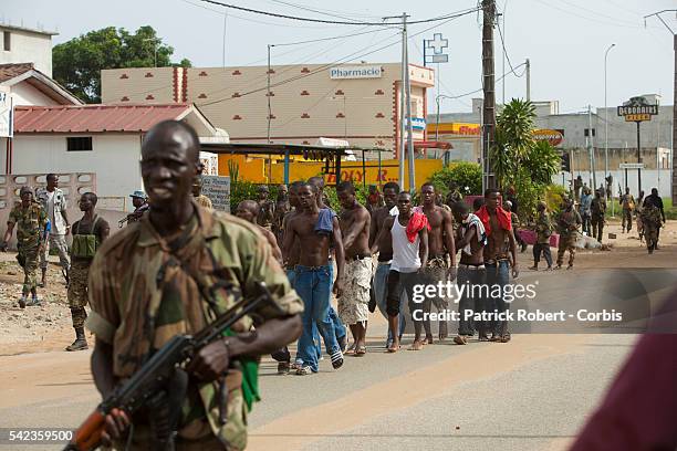 Forces loyal to Alassane Ouattara try to push back the forces loyal to Laurent Gbagbo from the neighbourhoods of Riviera and Cocody. They have found...