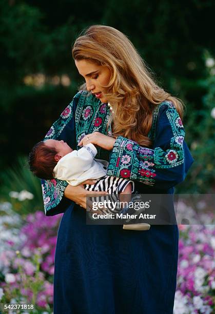 Princes Ronia 487 Princess Rania Photos Stock Photos, High-Res Pictures, and Images ...