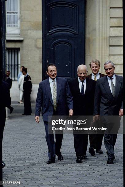 MICHEL ROCARD RECEIVED AT THE HOTEL MATIGNON