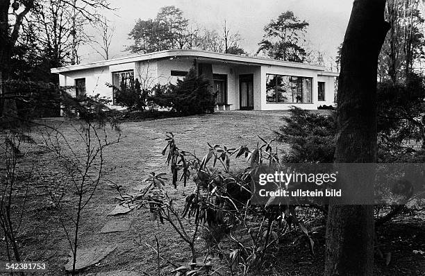 Germany, Berlin, Isle of Schwanenwerder: Aspen Institute. 1976.