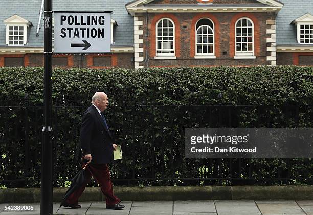 Julian Fellowes heads towards a polling station to vote in the EU referendum at Royal Hospital Chelsea on June 23, 2016 in London, United Kingdom....