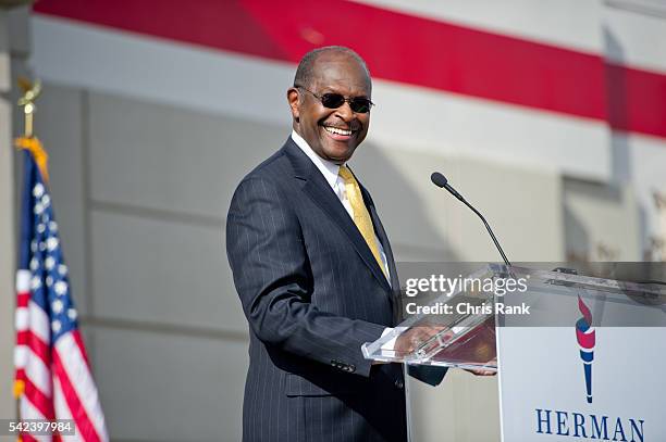 Atlanta, Georgia- Presidential hopeful Herman Cain bows out in front of his Georgia Headquarters in Atlanta, GA on Saturday, December 3,2011. Chris...