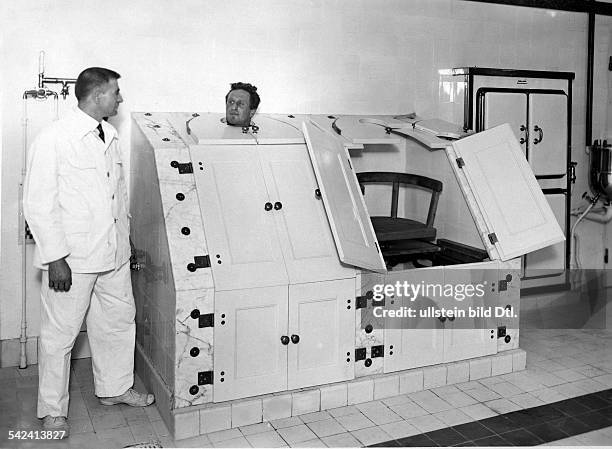 Sweatbox Photos and Premium High Res Pictures Getty Images