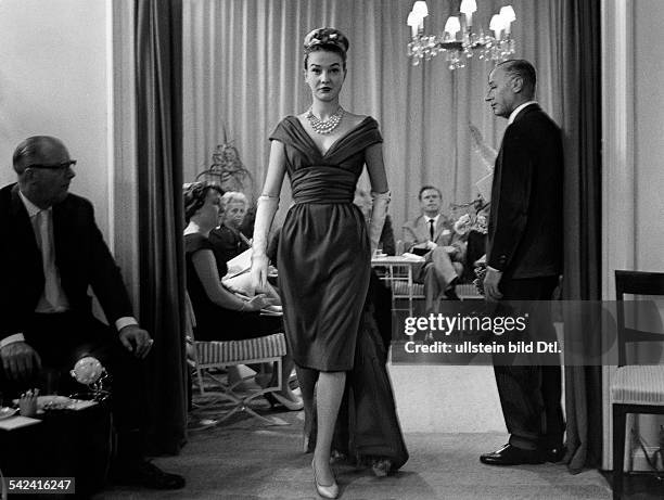 Max Jacoby 60 Max Jacoby Photos & High Res Pictures - Getty Images