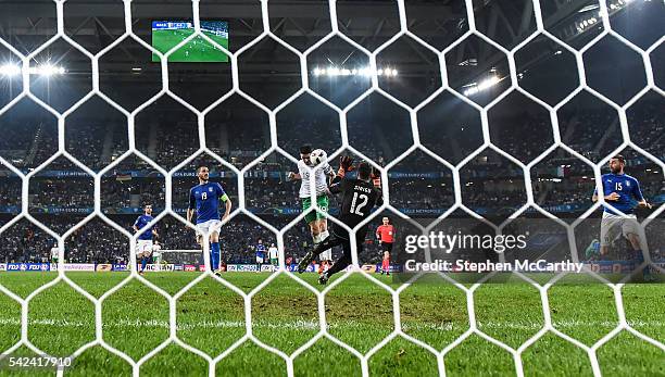 Lille , France - 22 June 2016; Robbie Brady of Republic of Ireland scores his side's first goal of the game during the UEFA Euro 2016 Group E match...