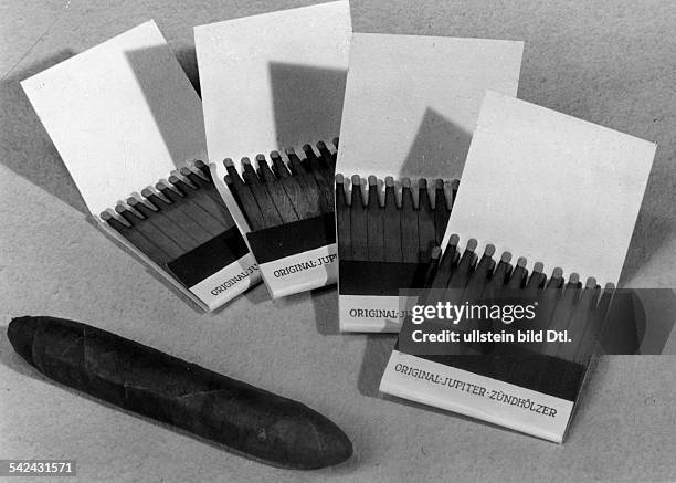 Streichholzbriefchen und Zigarre- 1941