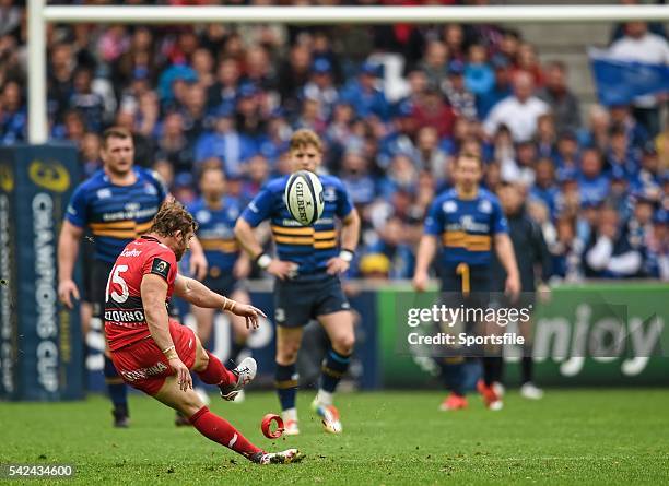 April 2015; Leigh Halfpenny, RC Toulon, kicks a penalty during the first half of extra time. European Rugby Champions Cup Semi-Final, RC Toulon v...