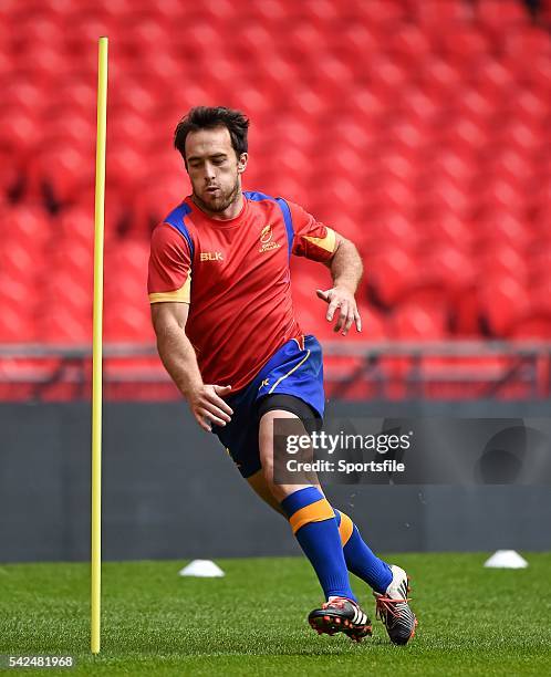 Wire Rugby 21 Michael Wiringi Stock Photos, High-Res Pictures, and Images - Getty ...