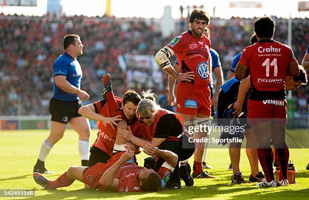 April 2014; Jonny Wilkinson, Toulon, is treated for an injury shortly before leave the field. Heineken Cup, Quarter-Final, Toulon v Leinster. Stade...