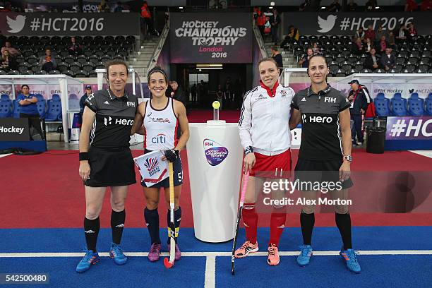 Melissa Gonzalez of USA and Kate Richardson-Walsh of Great Britain with match umpires prior to the FIH Women's Hockey Champions Trophy match between...