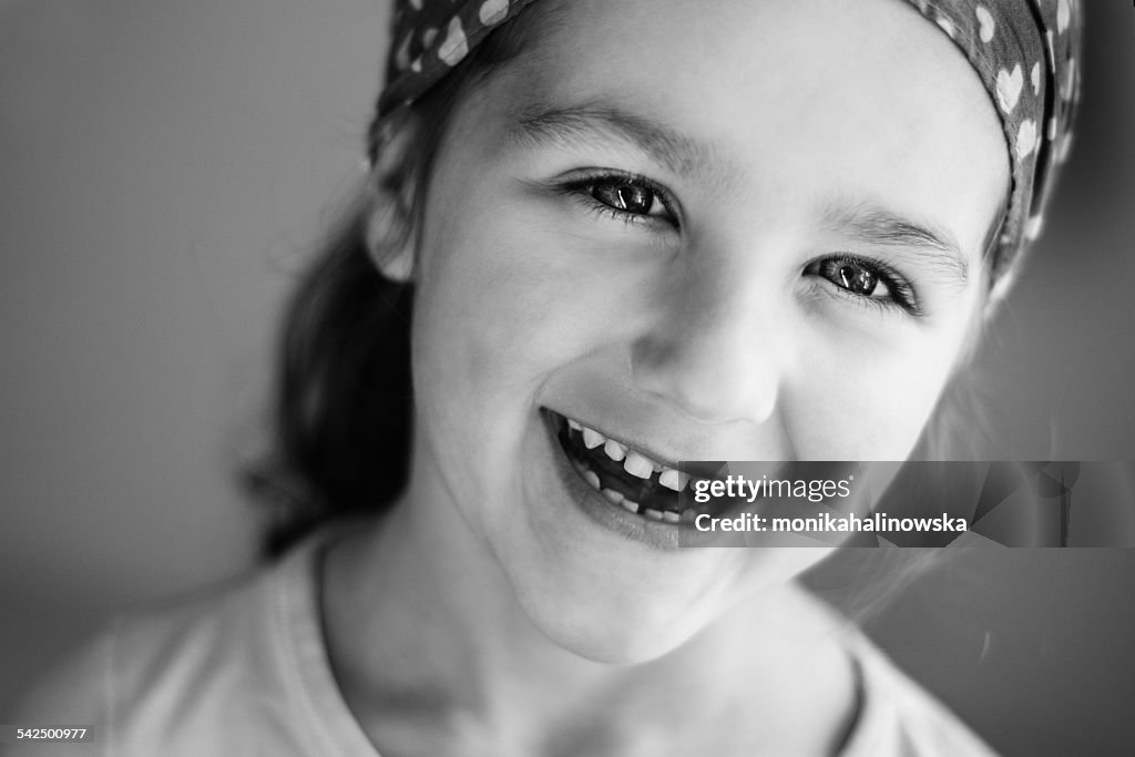 Portrait of smiling girl (4-5)