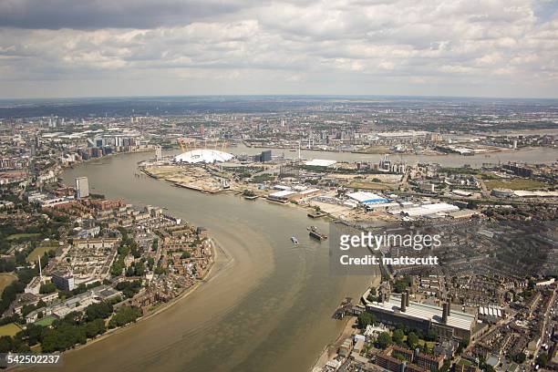united kingdom, london, greenwich, aerial view of o2 arena and greenwich peninsula - river thames shape stock pictures, royalty-free photos & images