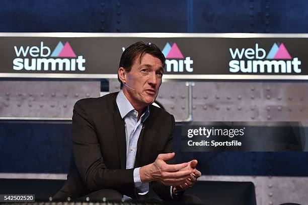 Brian Message 156 Atc Management Stock Photos, High-Res Pictures, and Images - Getty ...