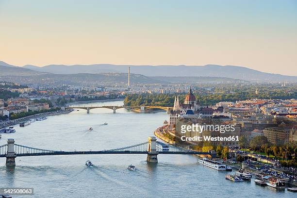hungary, budapest, view to river danube, chain bridge and parliament buildung, margaret bridge and margaret island - budapest stock pictures, royalty-free photos & images