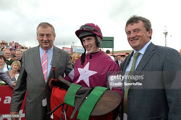 Shane Shortall Manus Plate Photos and Premium High Res Pictures - Getty Images