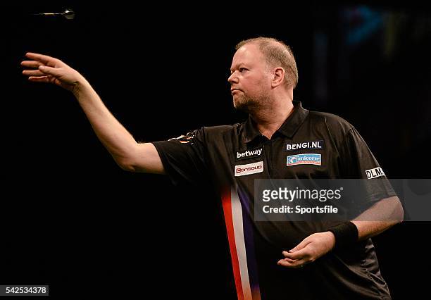 Febraury 2016; Raymond Van Barneveld competes against Robert Thornton during the Betway Premier League Darts. 3 Arena, Dublin. Picture credit: Seb...