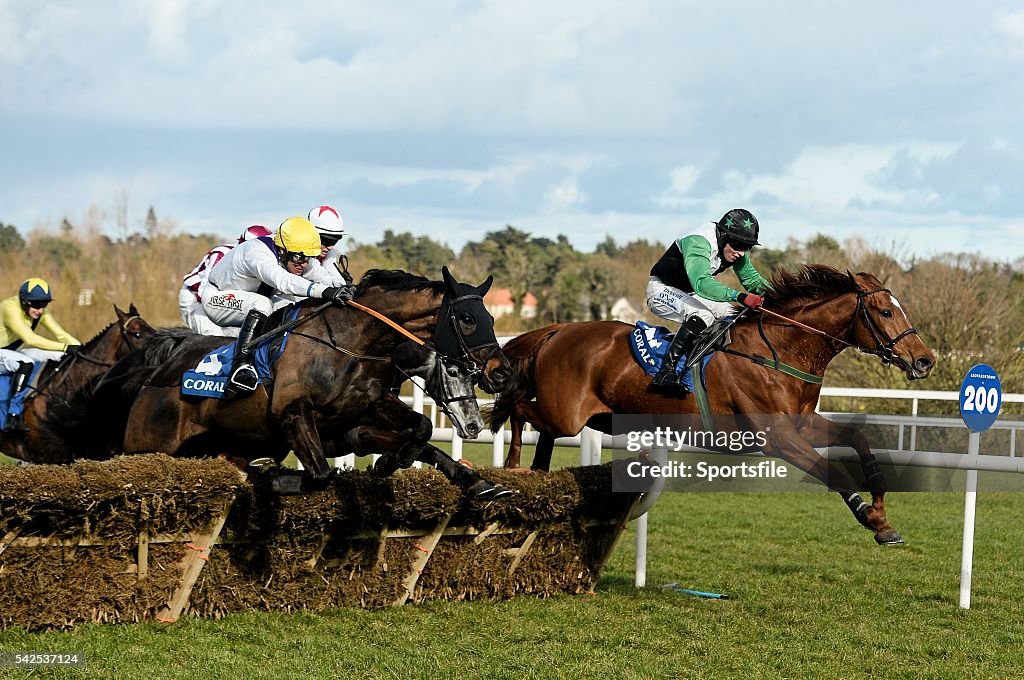 Horse Racing from Leopardstown