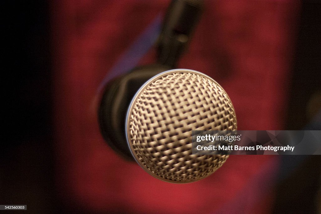 Dynamic Microphone