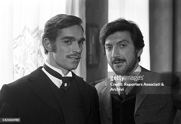 Italian actors Gigi Proietti and Fabio Testi in The Inheritance. 1976