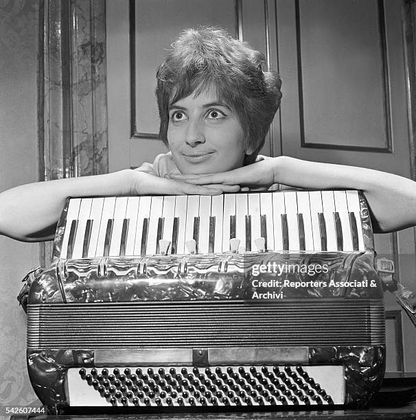Mina Italian Singer Mina Italian Singer Photos and Premium High Res Pictures - Getty Images