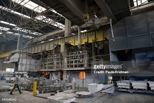 Production of liquified aluminium during the recycling process at the at the Latasa Reciclagem SA collection center in Pindamonhangaba, Brazil, on...