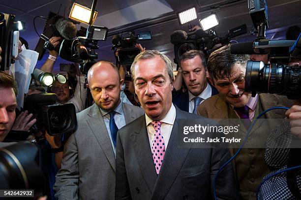 Independence Party Leader Nigel Farage arrives at the Leave.EU campaign's referendum party at Millbank Tower on June 23, 2016 in London, England. The...