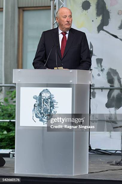 King Harald V of Norway attends a garden party during the Royal Silver Jubilee Tour on June 23, 2016 in Trondheim, Norway.