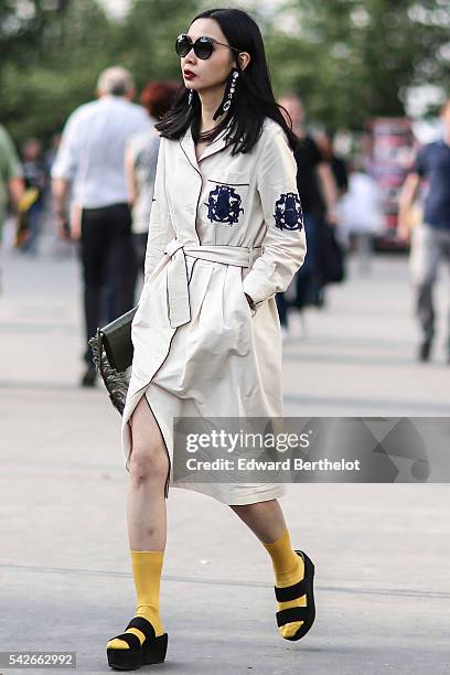 Guest is seen, before the Dries Van Noten show, during Paris Fashion Week Menswear Spring/summer 2017, on June 23, 2016 in Paris, France.