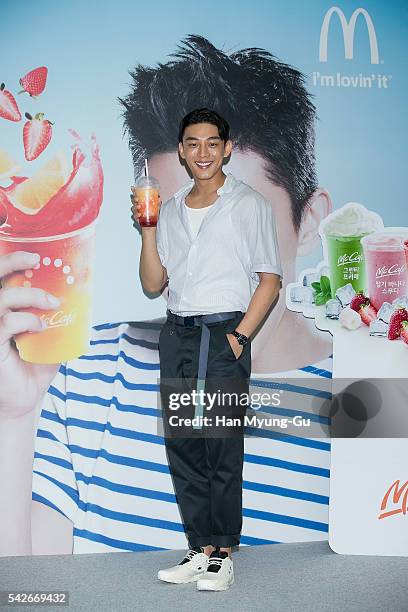 South Korean actor Yoo Ah-In attends the McDonald's Korea "McCafe" Promotional Event at the IFC Mall on June 23, 2016 in Seoul, South Korea.