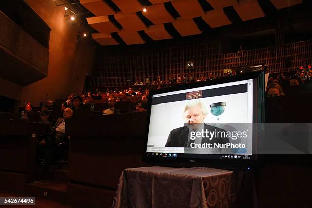Ignacio Ramonet House 12 Ignacio Ramonet Stock Photos, High-Res Pictures, and Images - Getty ...