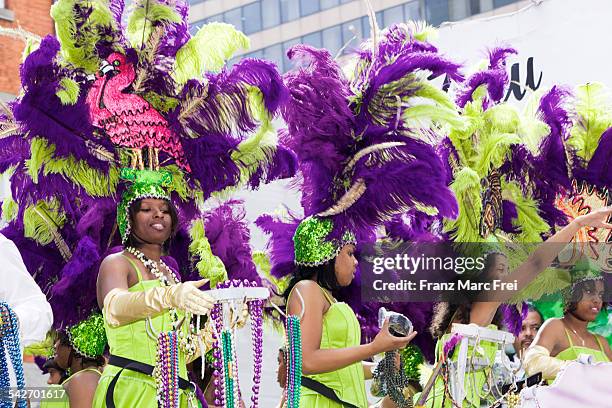 mardi gras, new orleans - new orleans mardi gras stock pictures, royalty-free photos & images