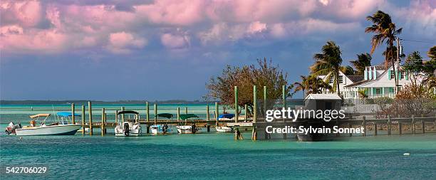 bahamas, harbour island, dunmore town - dunmore town stock pictures, royalty-free photos & images