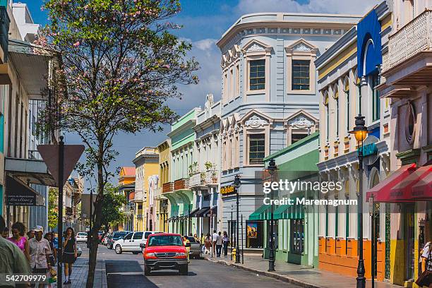 calle (street) reina isabel - puerto rico fotografías e imágenes de stock