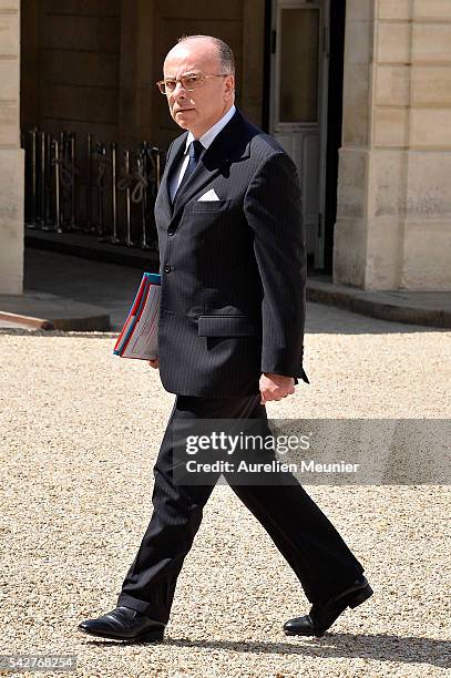 French Minister of Interior, Bernard Cazeneuve arrives for an exceptional cabinet meeting following the results of the UK EU Referendum vote at the...
