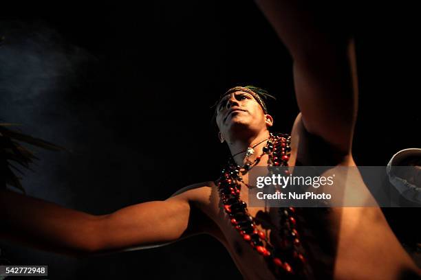 The magical waterfall of Peguche received hundreds of people who came at 00:00 to be part of ritual purification bath with good vibes and receive the...